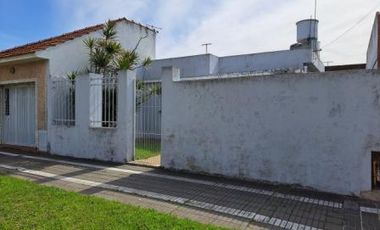 Casa en  Temperley Ituzaingo al 1100
