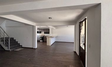 CASA EN VENTA EN TEPOTZOTLÁN