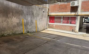 VENTA Oportunidad de inversión monoambiente dividido con cochera en La Plata Centro 8 y 58