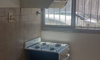 VENTA Oportunidad de inversión monoambiente dividido con cochera en La Plata Centro 8 y 58