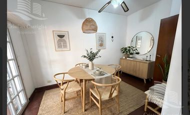 Casa de 3 ambientes con Jardin, Patio, Terraza y Garage en Villa Adelina en Venta