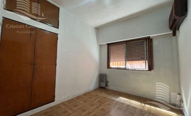 Casa de 3 ambientes con Jardin, Patio, Terraza y Garage en Villa Adelina en Venta