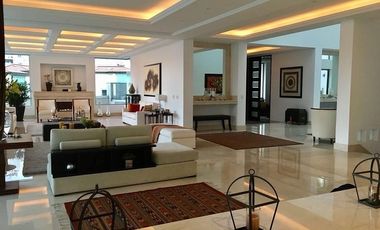 RESIDENCIA EN RENTA-LOMAS COUNTRY- CALIDAD