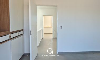 Duplex en B. Perticone, Centenario