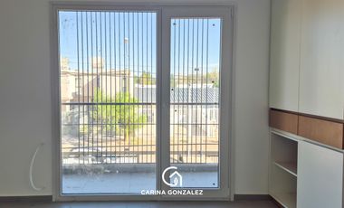 Duplex en B. Perticone, Centenario