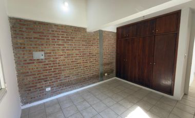 Casa 3 Dorm. con Pileta - B° Arévalo - Cipolletti