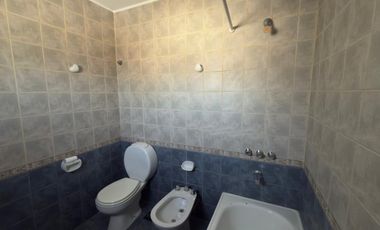 Casa 3 Dorm. con Pileta - B° Arévalo - Cipolletti