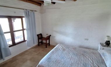 CASA EN VENTA!! sobre lago de Salto Grande