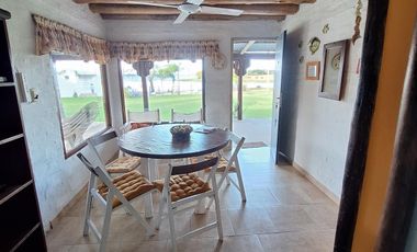 CASA EN VENTA!! sobre lago de Salto Grande