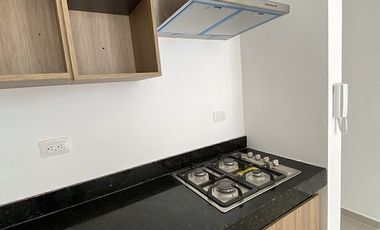TOWNHOUSE SEMI AMUEBLADO EN RENTA  EN  TEMOZÓN NORTE, CERCA DE UNIV. MARISTA