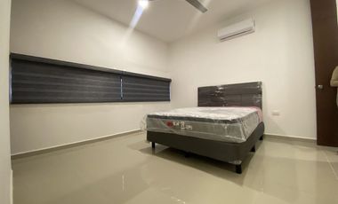 TOWNHOUSE SEMI AMUEBLADO EN RENTA  EN  TEMOZÓN NORTE, CERCA DE UNIV. MARISTA