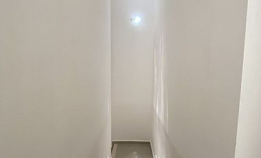 TOWNHOUSE SEMI AMUEBLADO EN RENTA  EN  TEMOZÓN NORTE, CERCA DE UNIV. MARISTA