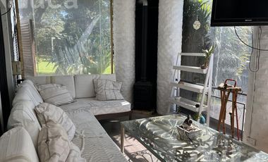 ALQ VERANO | Importante casa con enorme Pileta y hermoso Parque Barrio Parque Alta Vista