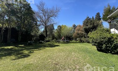 ALQ VERANO | Importante casa con enorme Pileta y hermoso Parque Barrio Parque Alta Vista