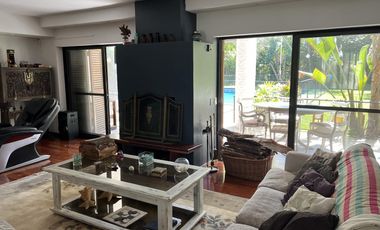 ALQ VERANO | Importante casa con enorme Pileta y hermoso Parque Barrio Parque Alta Vista