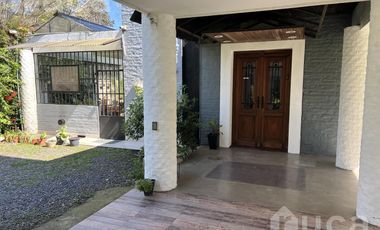 ALQ VERANO | Importante casa con enorme Pileta y hermoso Parque Barrio Parque Alta Vista