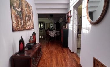 ALQ VERANO | Importante casa con enorme Pileta y hermoso Parque Barrio Parque Alta Vista