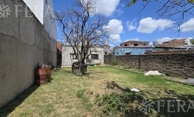 Venta casa 4 ambientes con cochera en Monte Chingolo