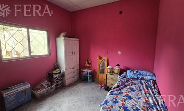 Venta casa 4 ambientes con cochera en Monte Chingolo