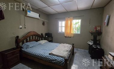 Venta casa 4 ambientes con cochera en Monte Chingolo