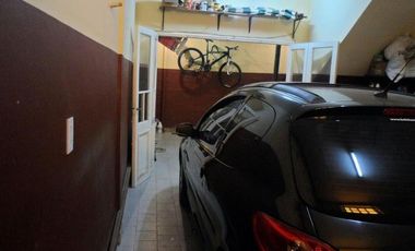 CASA 4 AMBIENTES EN PLANTA ALTA SOBRE RUTA 88