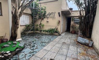 Casa dos familias- Banfield Oeste