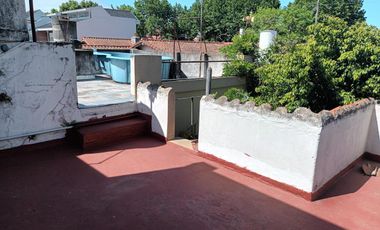 Casa dos familias- Banfield Oeste