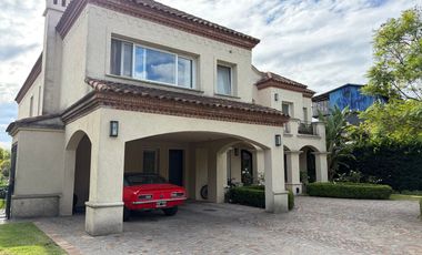 Alquiler Casa en Altamira a la laguna