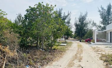TERRENO EN LA PLAYA DE CHICXULUB PUERTO EN MERIDA YUCATAN