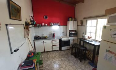 Casa - Burzaco