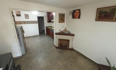Casa - Burzaco
