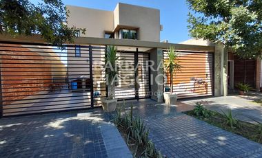 CASA EN PRADERAS 3 - Calle Brasilia