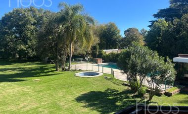ALQUILER TEMPORAL - CASA CON GRAN PARQUE, PILETA Y QUINCHO EN ITUZAINGO