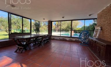 ALQUILER TEMPORAL - CASA CON GRAN PARQUE, PILETA Y QUINCHO EN ITUZAINGO