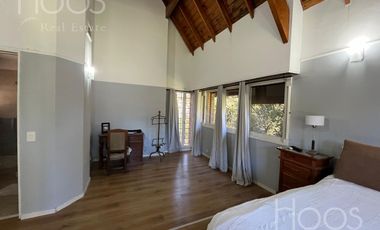 ALQUILER TEMPORAL - CASA CON GRAN PARQUE, PILETA Y QUINCHO EN ITUZAINGO