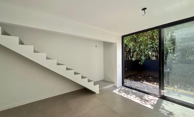 Venta Dúplex 3 ambientes en Pilar Caamaño
