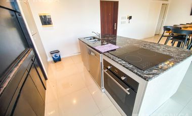 Departamento en alquiler, cuatro ambientes en Castelar. Edificio de categoría