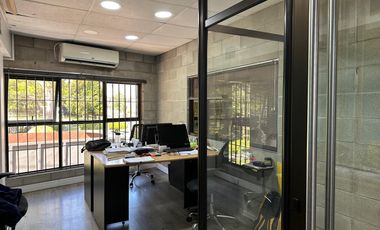 ALQUILER DEPOSITO 750 M2 y 200 M2 OFICINAS Y 4 COCHERAS  CIUDADELA