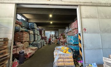 ALQUILER DEPOSITO 750 M2 y 200 M2 OFICINAS Y 4 COCHERAS  CIUDADELA