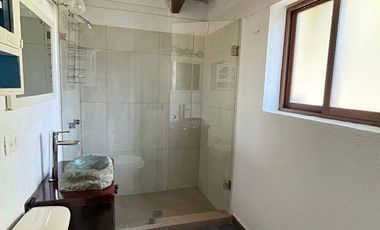 Casa en renta en Valle de Bravo a unas cuadras del centro