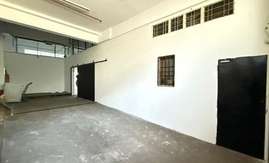 Establecimiento Industrial de 2000 m2 cub Mixtura 4