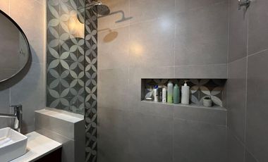 VENTA CASA DOS DORMITORIOS GUADALUPE  REMODELADA