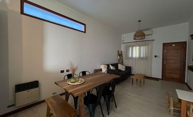VENTA CASA DOS DORMITORIOS GUADALUPE  REMODELADA