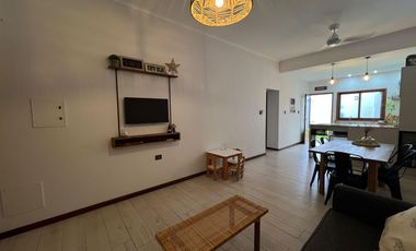 VENTA CASA DOS DORMITORIOS GUADALUPE  REMODELADA