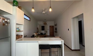 VENTA CASA DOS DORMITORIOS GUADALUPE  REMODELADA