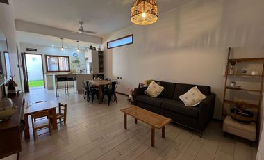 VENTA CASA DOS DORMITORIOS GUADALUPE  REMODELADA