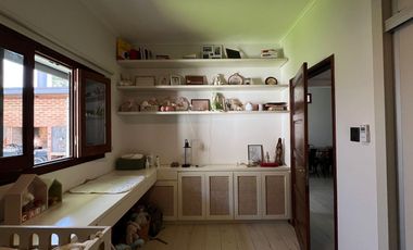 VENTA CASA DOS DORMITORIOS GUADALUPE  REMODELADA