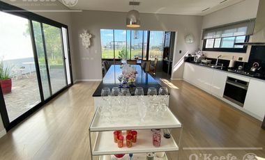 Casa en venta en una planta  en Greenville Polo Hudson Berazategui