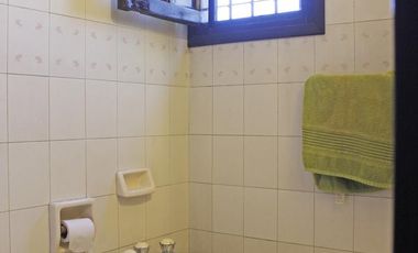 Casa de 6 ambientes con cocheras en venta en San Isidro