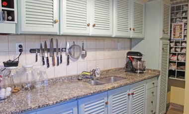 Casa de 6 ambientes con cocheras en venta en San Isidro